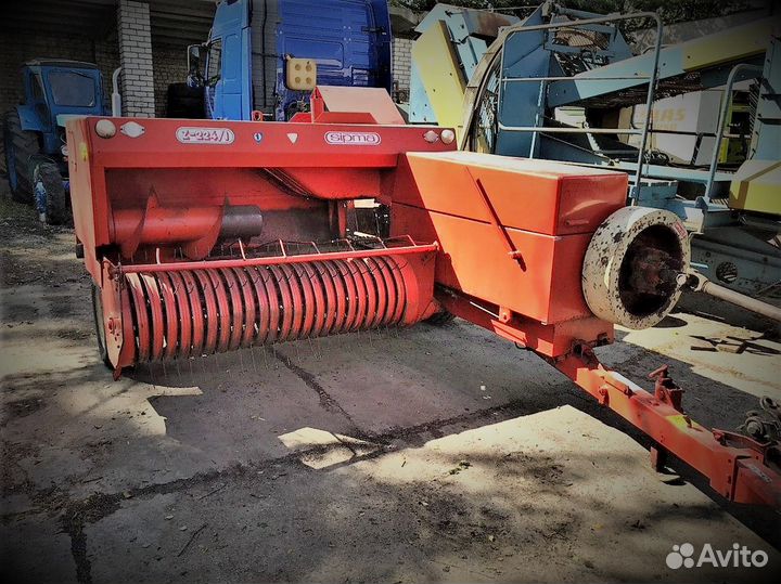 Пресс-подборщик Sipma Z224/1, 1995