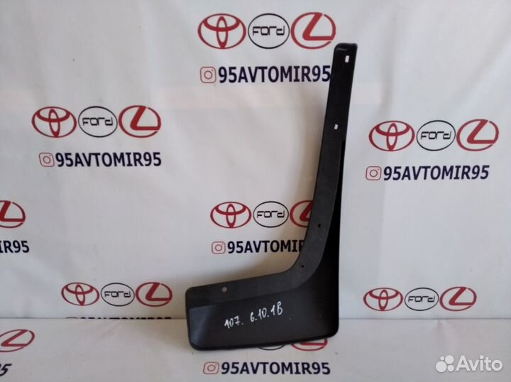 Брызговик задний левый Nissan Patrol Y62 2010