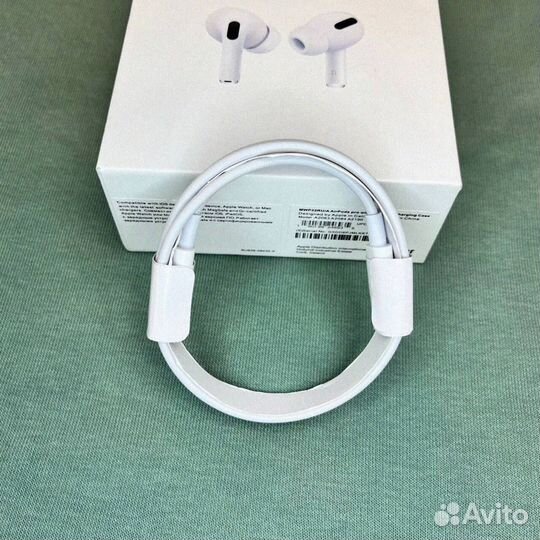 AirPods Pro 2: Слушайте по-новому