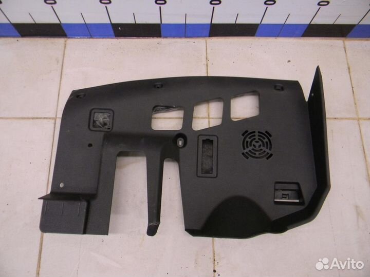 Накладка (кузов внутри) 1-серия E87/E81 2004