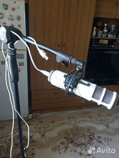 Студийный микрофон usb Rode Podcaster