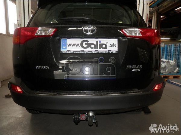 Полностью оцинкованный фаркоп на Toyota RAV4 2013