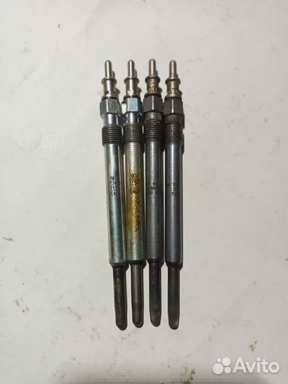 Свечи накаливания Mercedes A0011594901