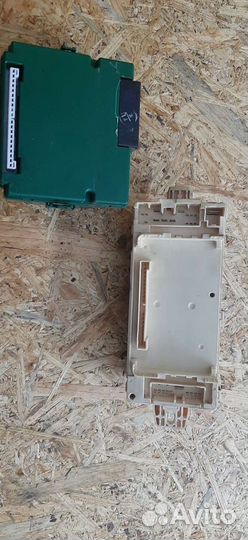 Блок предохранителей / комфорта mitsubishi galant