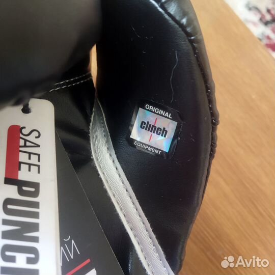 Боксерские перчатки 10 oz