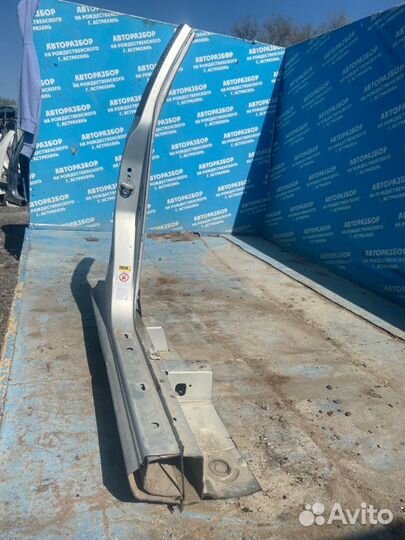 Правый порог со стойкой Toyota Corolla 120 хэтчбек