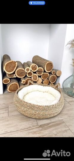 Лежанка плетеная для кошек и собак