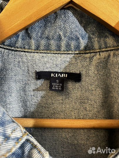 Джинсовая куртка женская