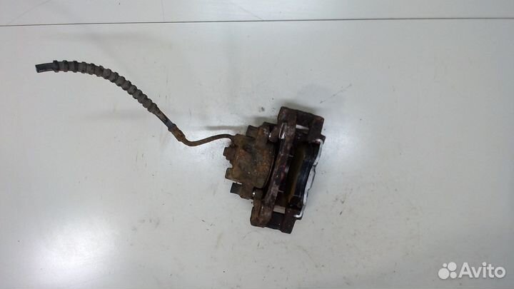 Суппорт Chrysler Voyager, 2001