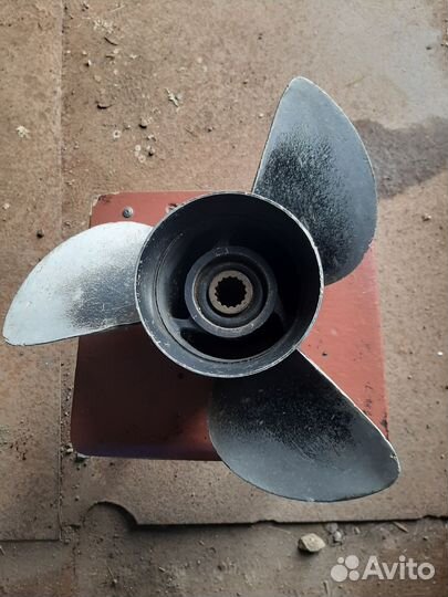 Винт для лодочного мотор