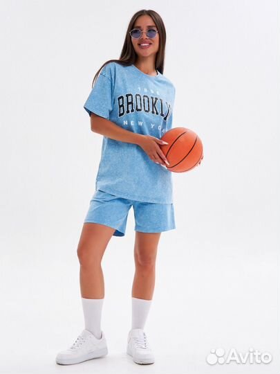 Костюм шорты и футболка женский