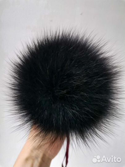 Меховые помпоны, помпоны из меха, бубоны