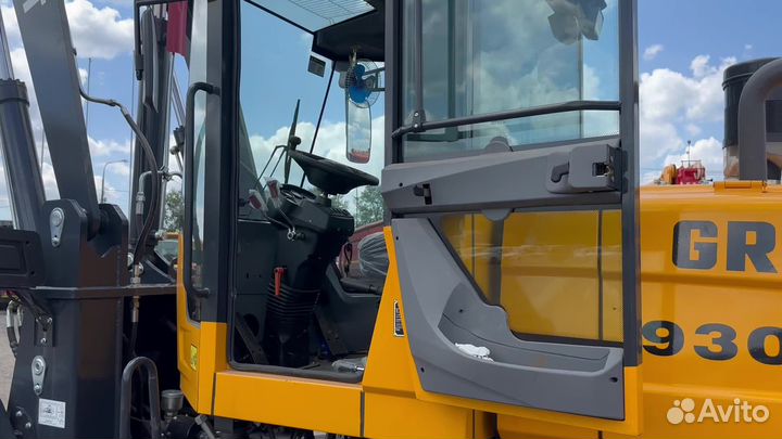 Фронтальный погрузчик Granit 930, 2023