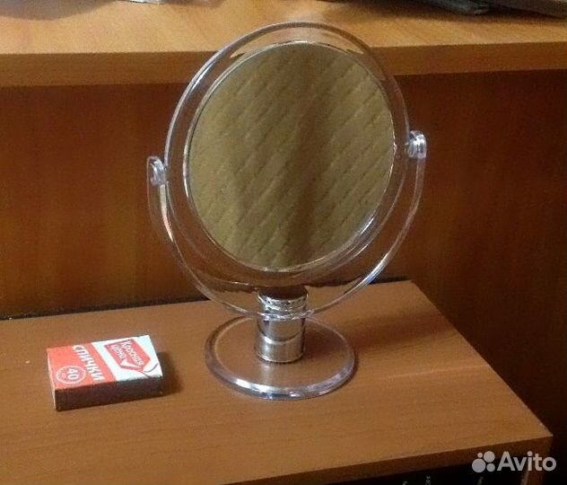 Зеркало, мешочки саше, кисти, дозаторы, спонж