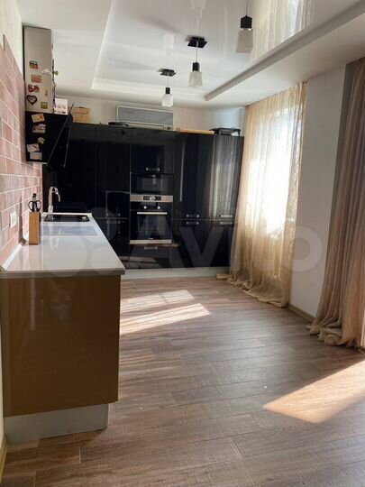 2-к. квартира, 82 м², 7/12 эт.