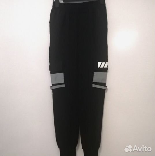 Спортивные штаны