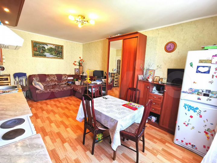 3-к. квартира, 80 м², 6/9 эт.