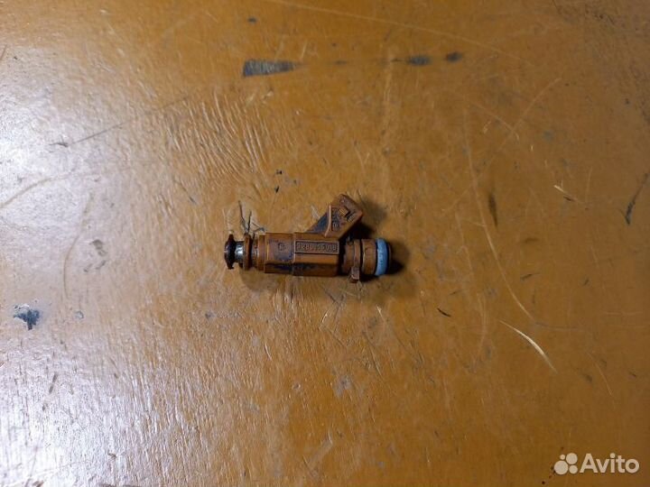 Форсунка Mercedes S-Class W220 M113 5.0 I 2002