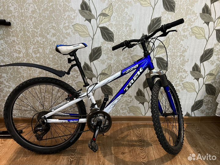 Велосипед Trek MT 220