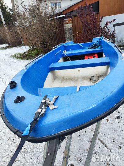 Продаю лодку с мотором Джонсон 15