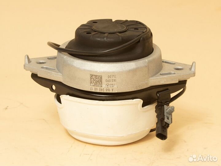 Опора двигателя Mercedes M-класса W166 A1662406817