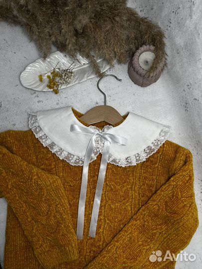 Базовый белый воротник