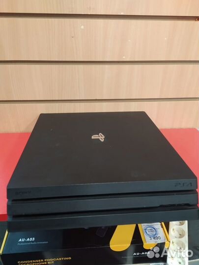 Игровая приставка Sony PlayStation 4 Pro 1000 гб