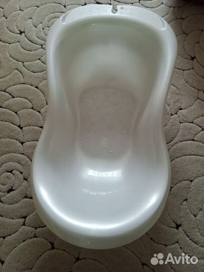 Ванночка для купания новорожденного