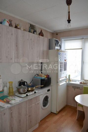 3-к. квартира, 60 м², 3/9 эт.