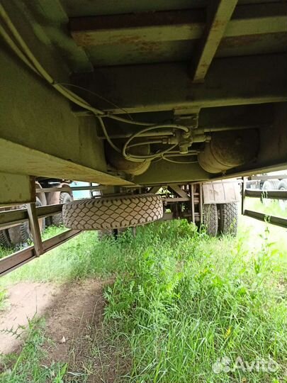 Полуприцеп тентованный Нефаз 9334, 2011