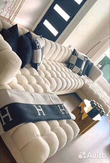 Дизайнерский диван