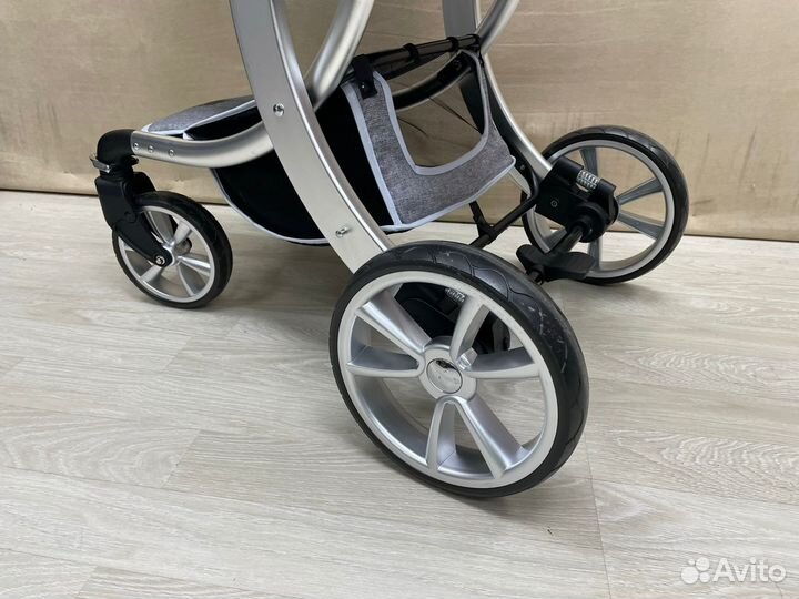 Коляска детская Dalux