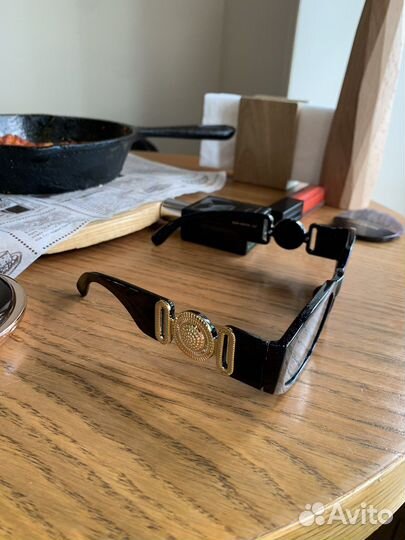 Солнцезащитные очки