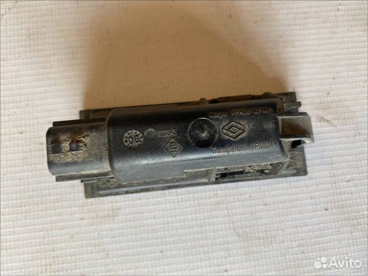 Фонарь подсветки номера Renault Megane