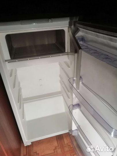 Холодильник бу в рабочем состоянии