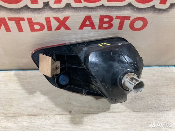 Фара противотуманная задняя правая Mitsubishi