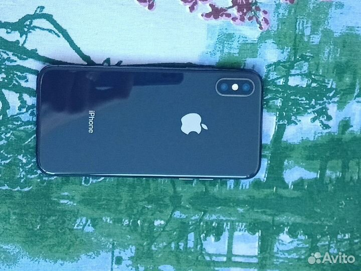 Телефон iPhone xs 64gb