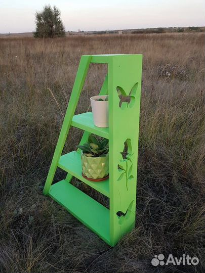 Этажерка для цветов