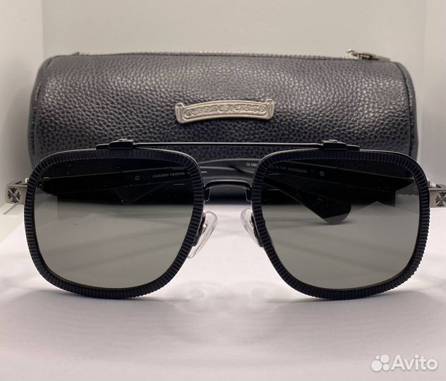 Солнцезащитные очки Chrome Hearts