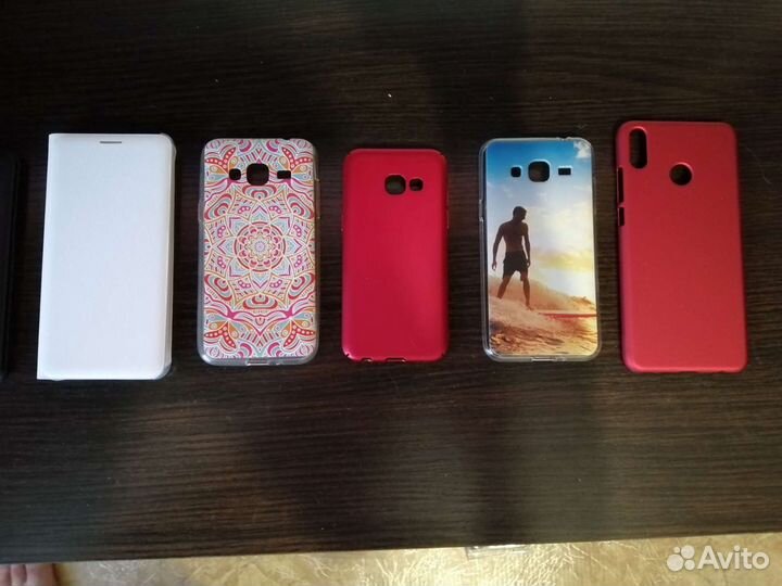 Чехлы на телефоны