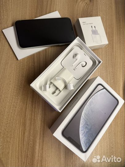 iPhone Xr, 64 ГБ