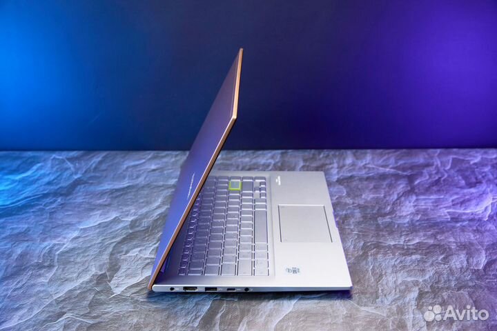 Asus VivoBook - Офис - 14