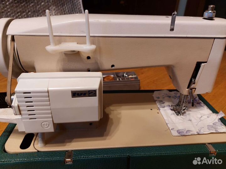 Швейная машина Radom с приводом tur2