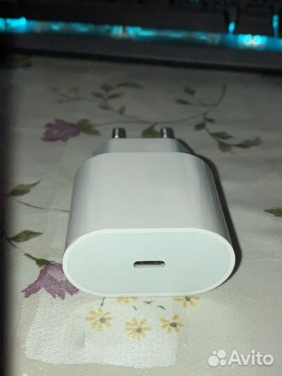 2 блока питания apple 20W оригинал