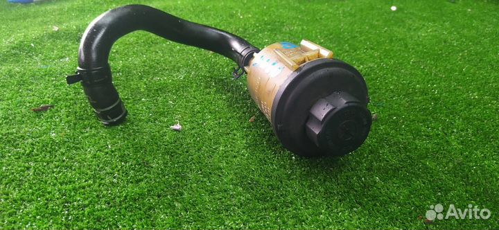 Бачок гур Volvo Xc60 B4204T6 2012