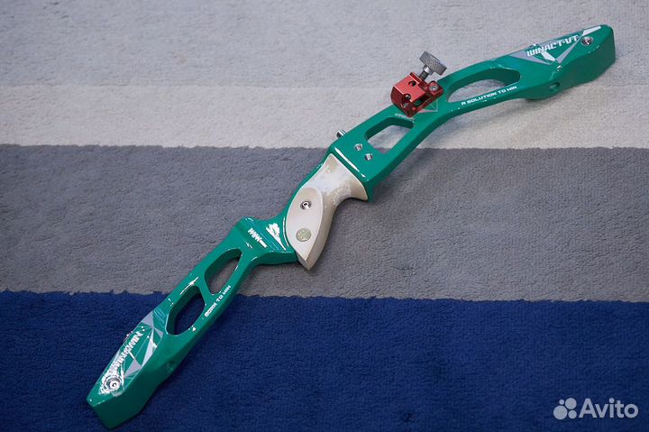 Классический (олимпийский) лук под левую руку