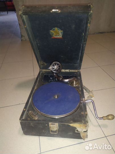 Патефон. Коломенский патефонный завод. Довоенный