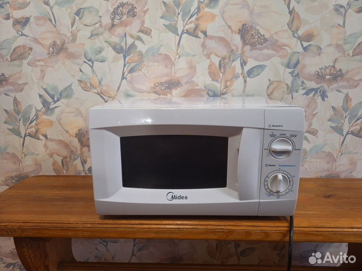 Микроволновая печь Midea