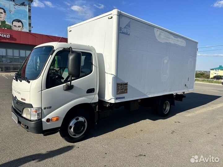 Hino 300 (Dutro), 2015