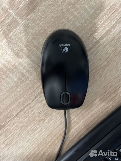 Комплект клавиатура и мышь logitech
